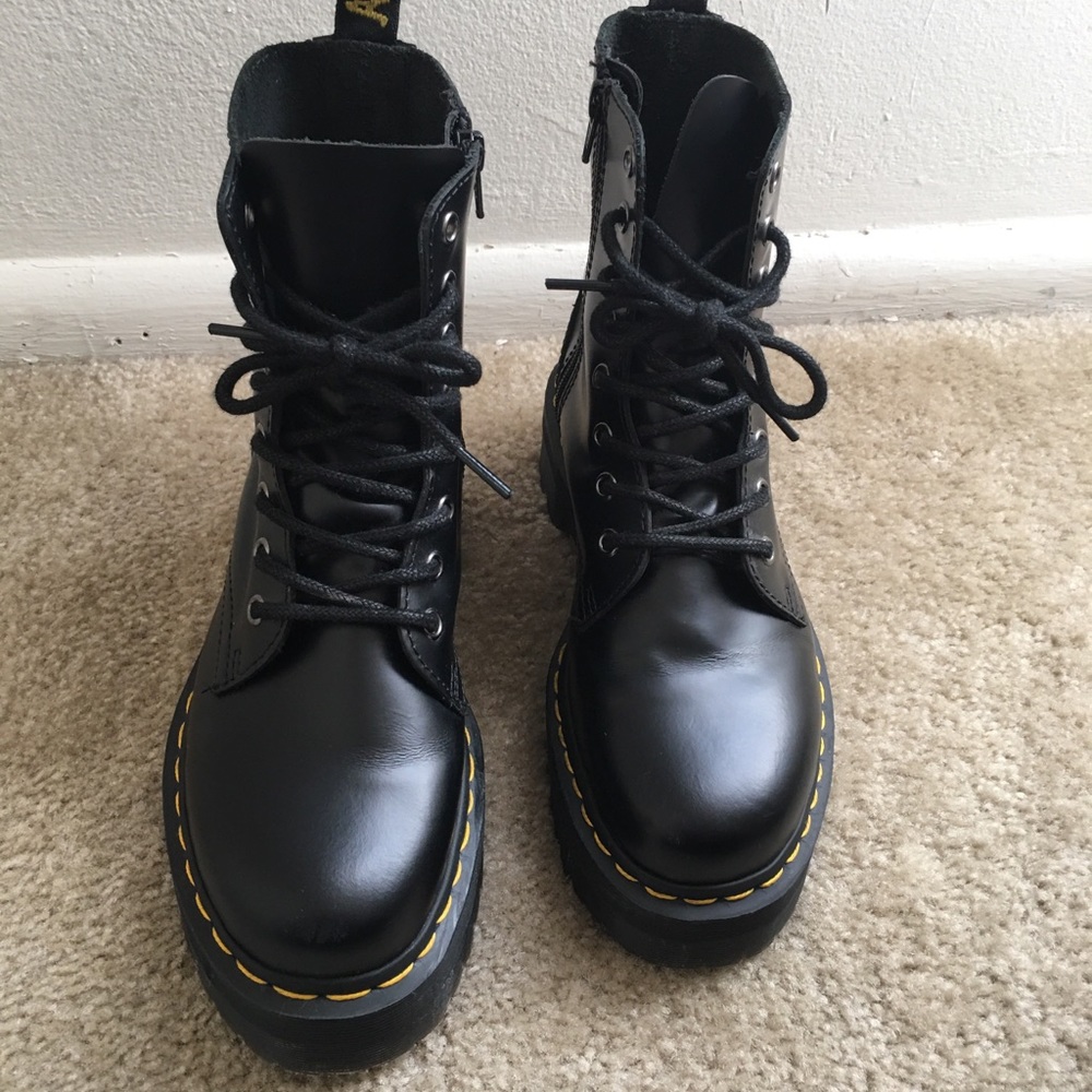 Dr. Martens Jadon Boots